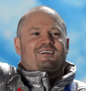 Steven Holcomb